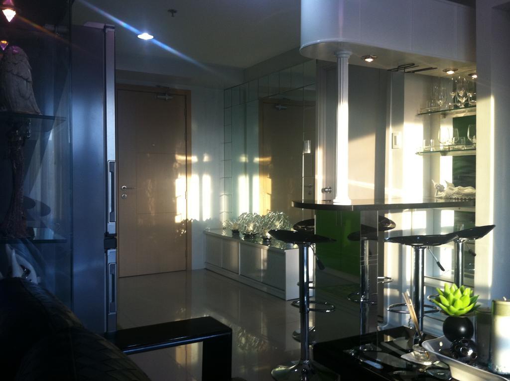 Sea Residences Moa-Eric Apartments Манила Екстериор снимка