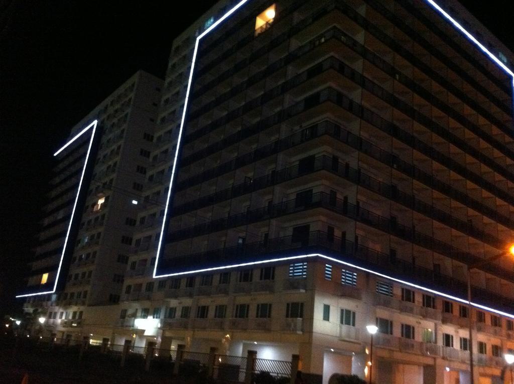 Sea Residences Moa-Eric Apartments Манила Екстериор снимка